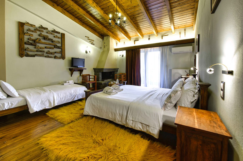 τρίκλινα στα Τζουμέρκα