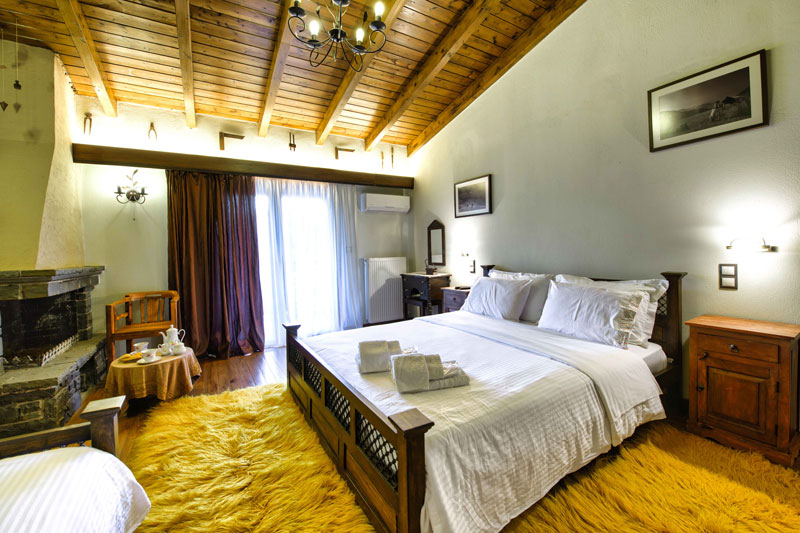 τρίκλινα στα Τζουμέρκα