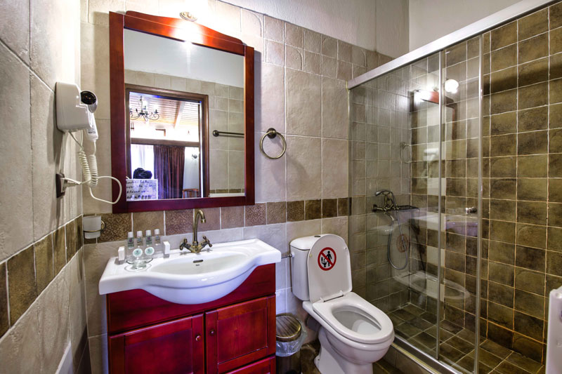 τρίκλινα στα Τζουμέρκα