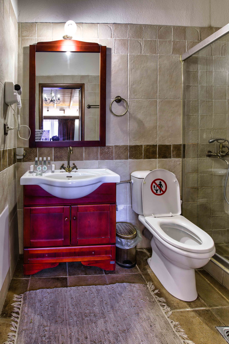 τρίκλινα στα Τζουμέρκα